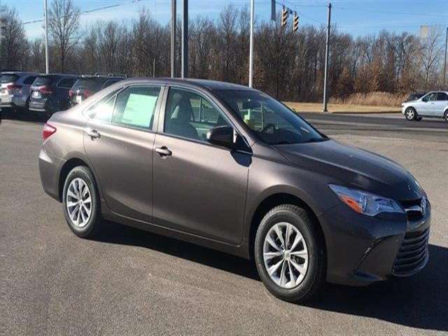 2017 Toyota Camry LE 4Dr Sedan
